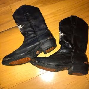 Vintage Harley Davidson Boots Size 8 1/2 but fits like a 8-7 1/2 typical for HD
